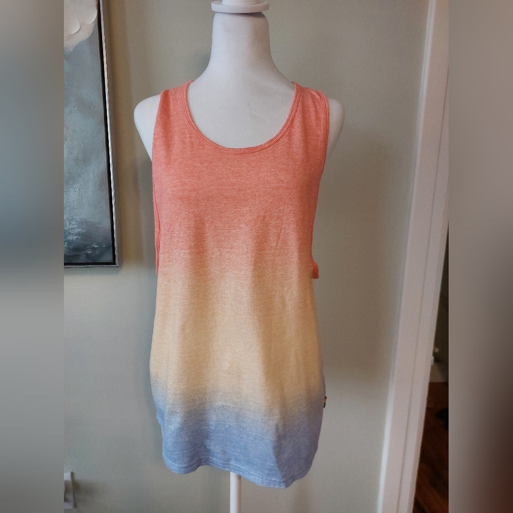 Hollister over sized tank